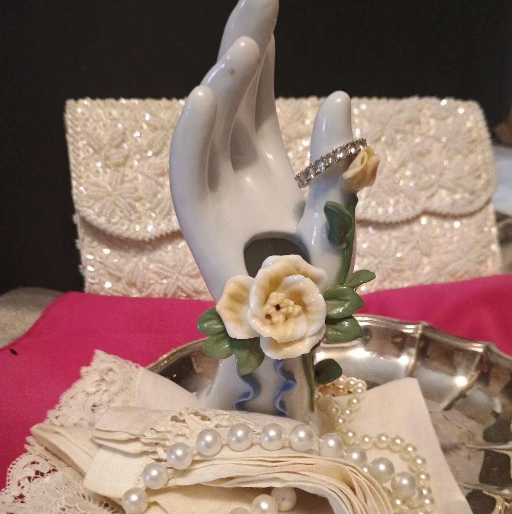 Elegant Ceramic Hand Ring Holder with Floral Design